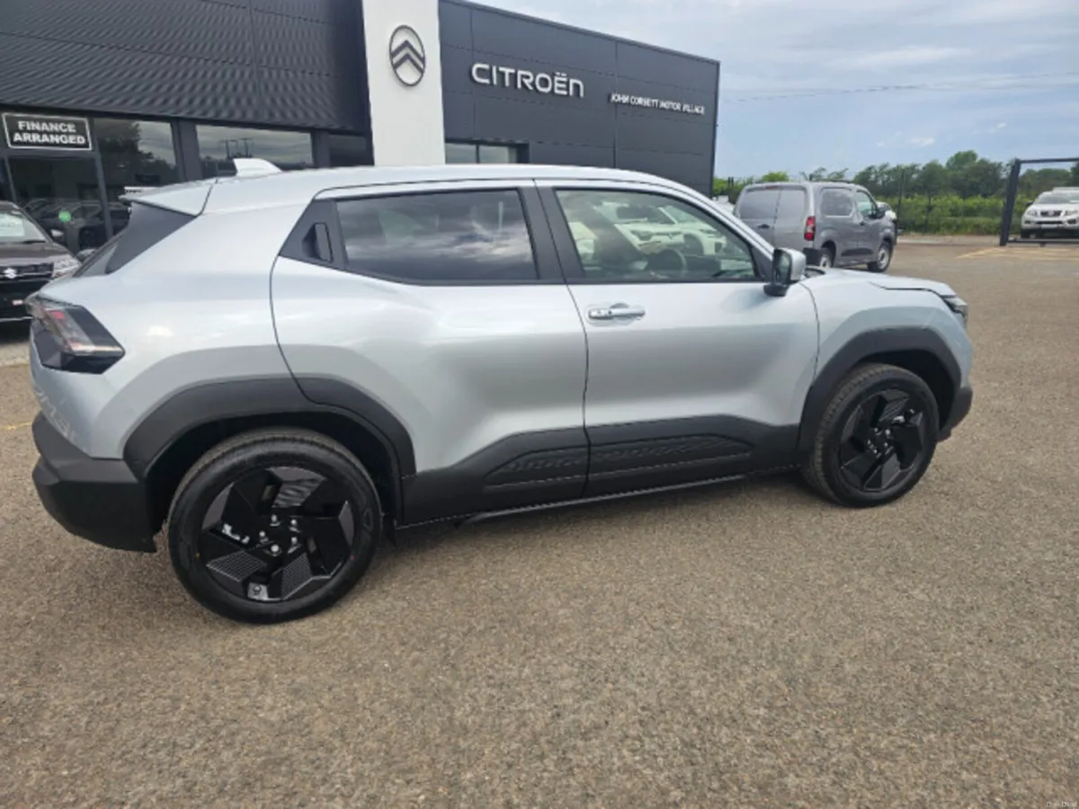 Suzuki Vitara eVITARA MOTION 61KWh - Image 4