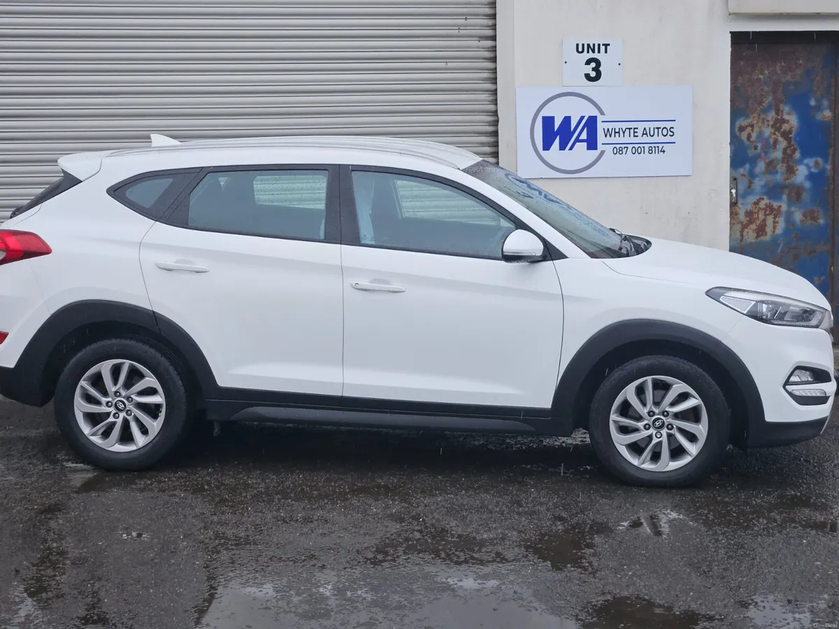 Hyundai Tucson 2016 1.6 crdi LOW MILAGE - Image 3