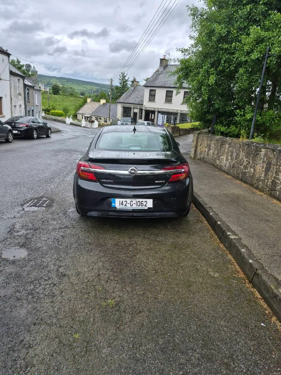 Opel Insignia - Image 1