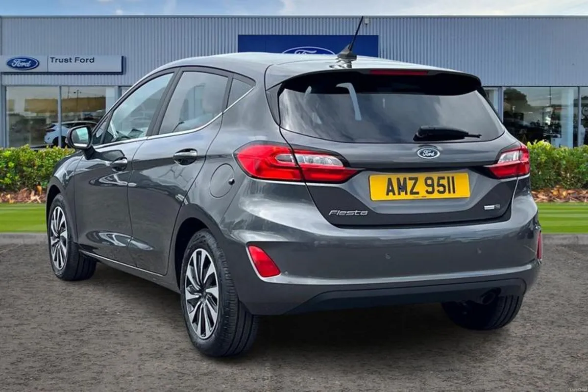 Ford Fiesta Titanium - Image 2