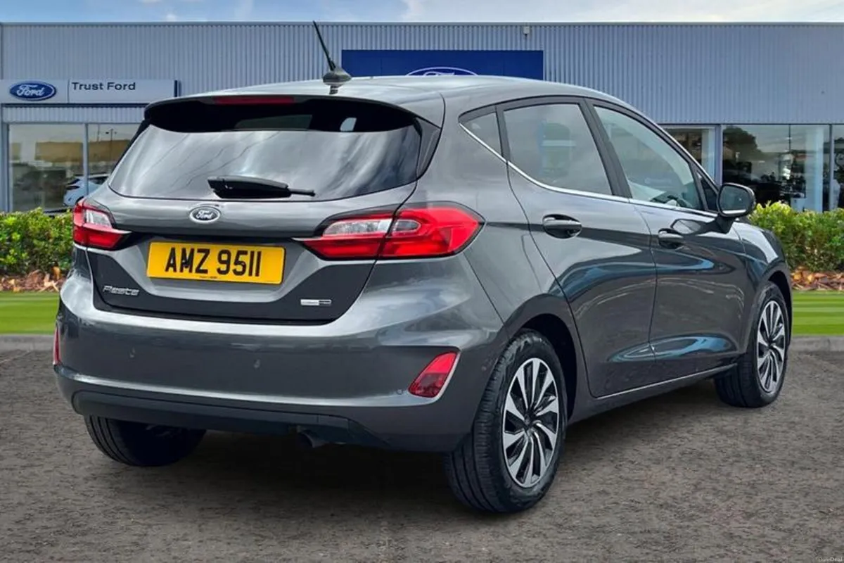 Ford Fiesta Titanium - Image 4