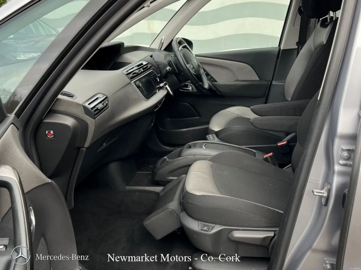 Citroen C4 Picasso 1.6HDI 7 SEATER EXCLUSIVE AUTOM - Image 4