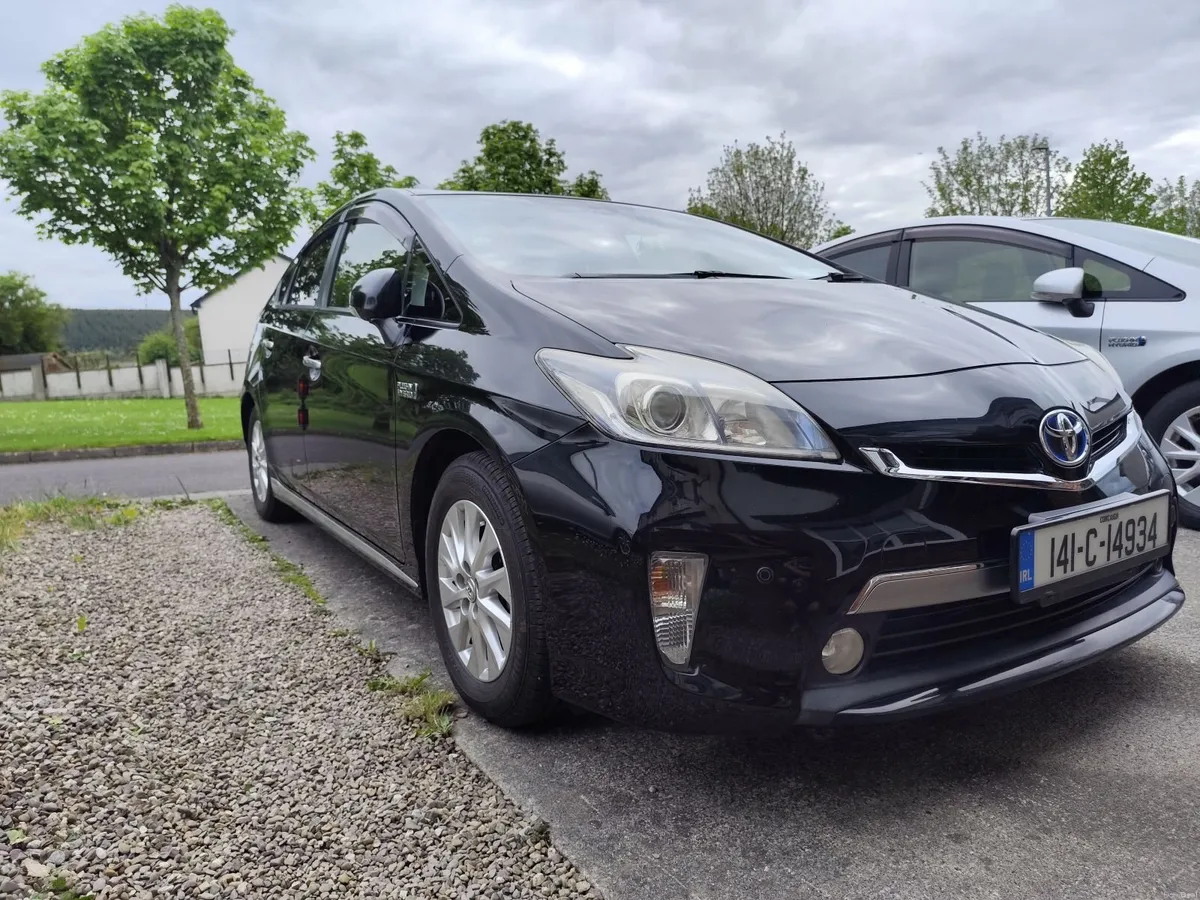 2014 Toyota Prius Plug- In!1Owner!New NCT! - Image 2