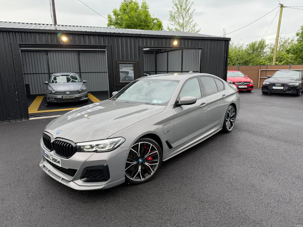BMW 545e M-Sport Xdrive  2022 394Bhp!! - Image 2
