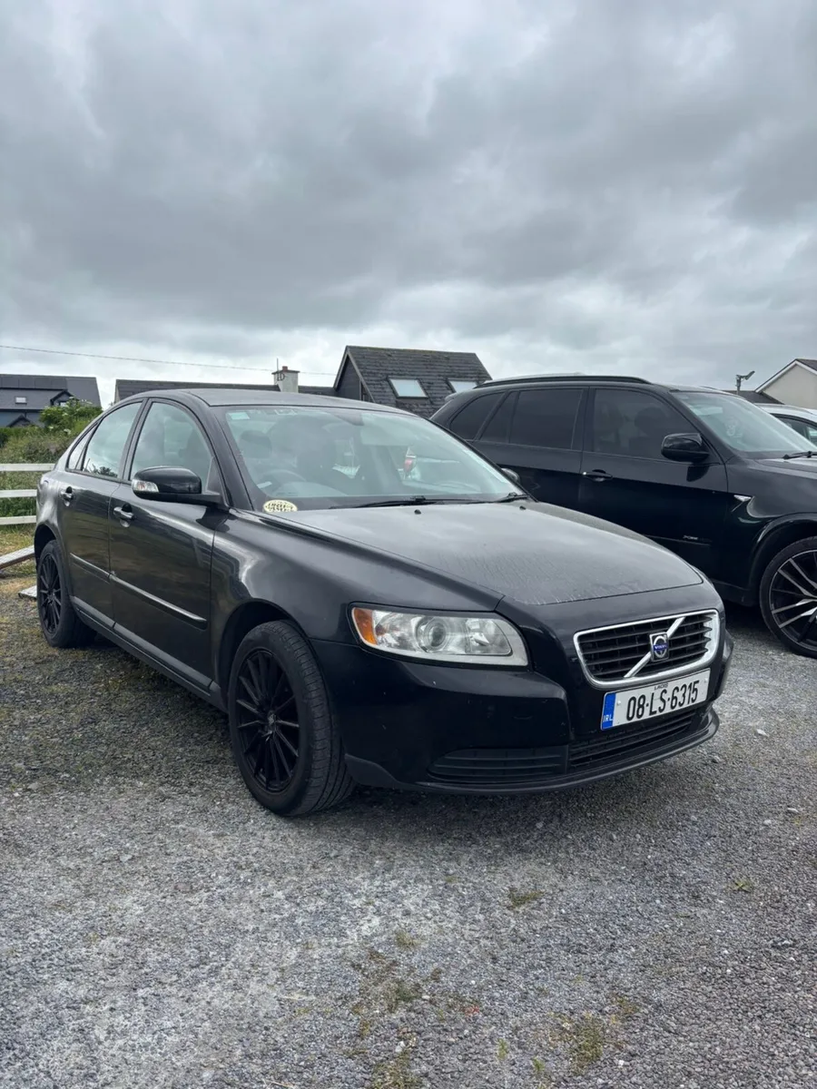 Volvo S40 *NCT 10-26* - Image 1
