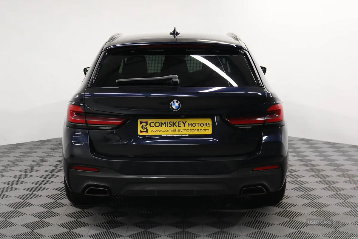 BMW 5-Series 520d MHT M Sport - Image 6