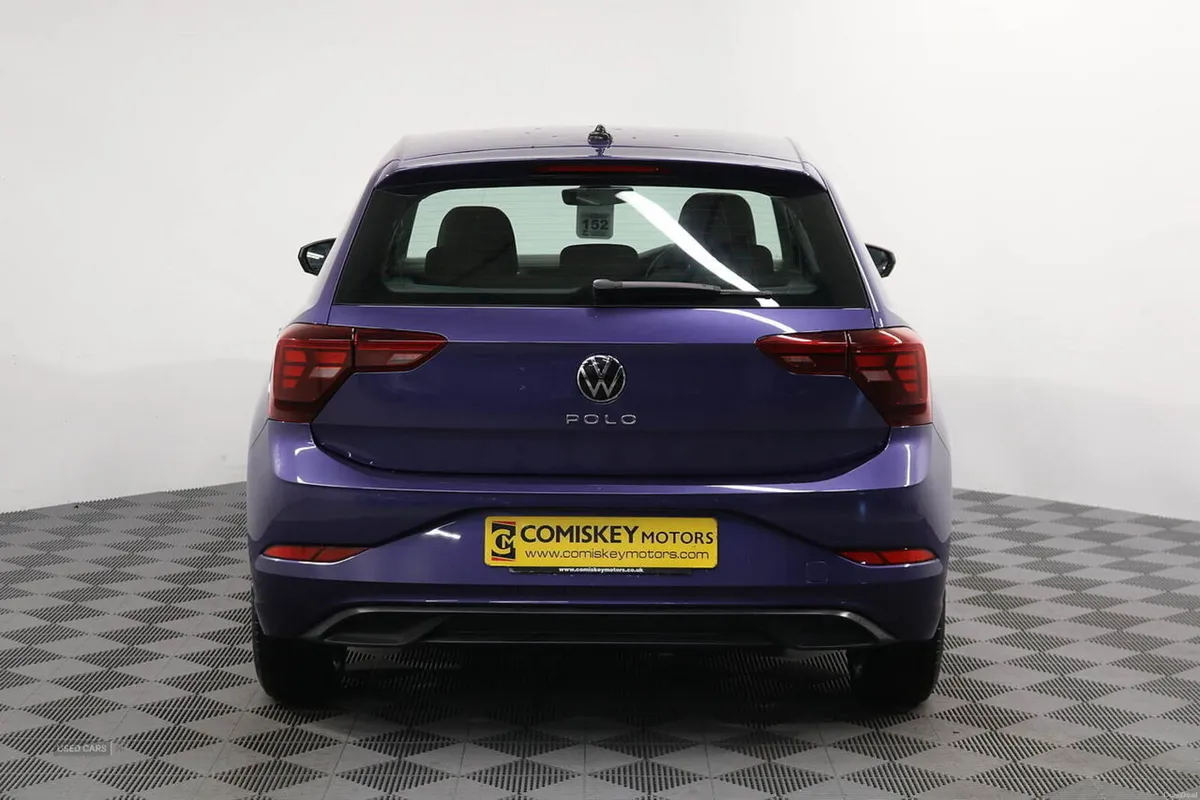 Volkswagen Polo TSI Life - Image 5
