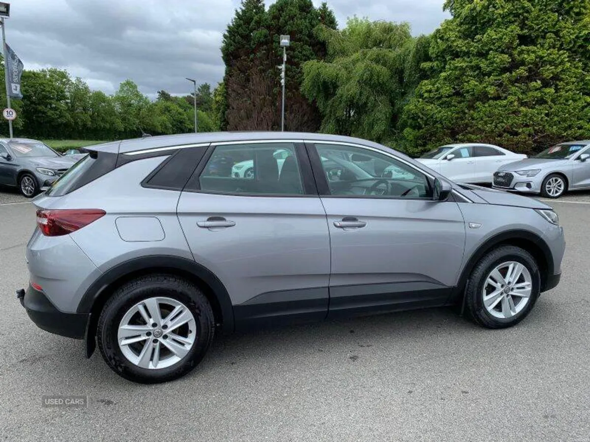 Vauxhall Grandland X SE Premium - Image 6