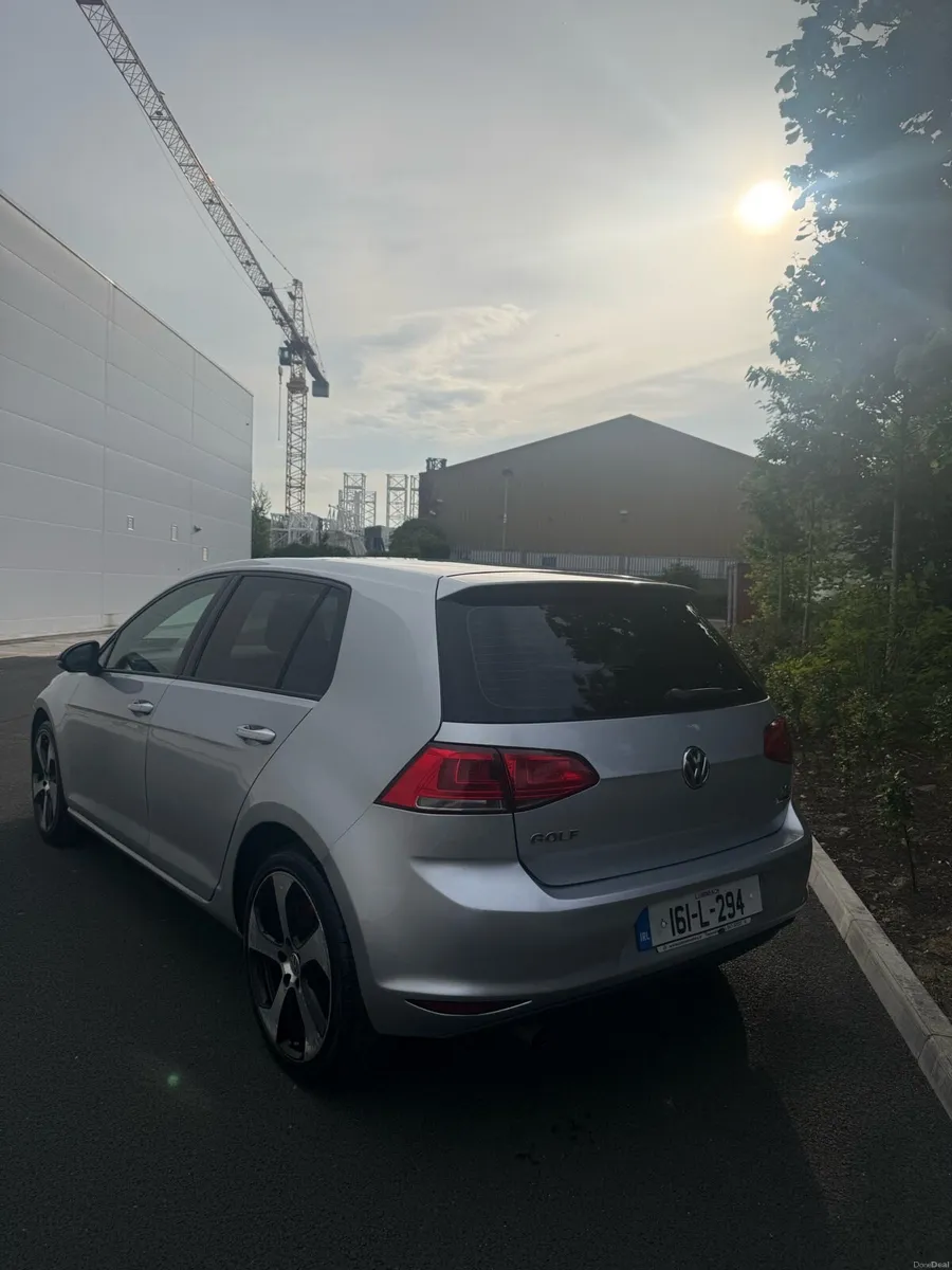 Automatic Volkswagen Golf 🇮🇪 - Image 2