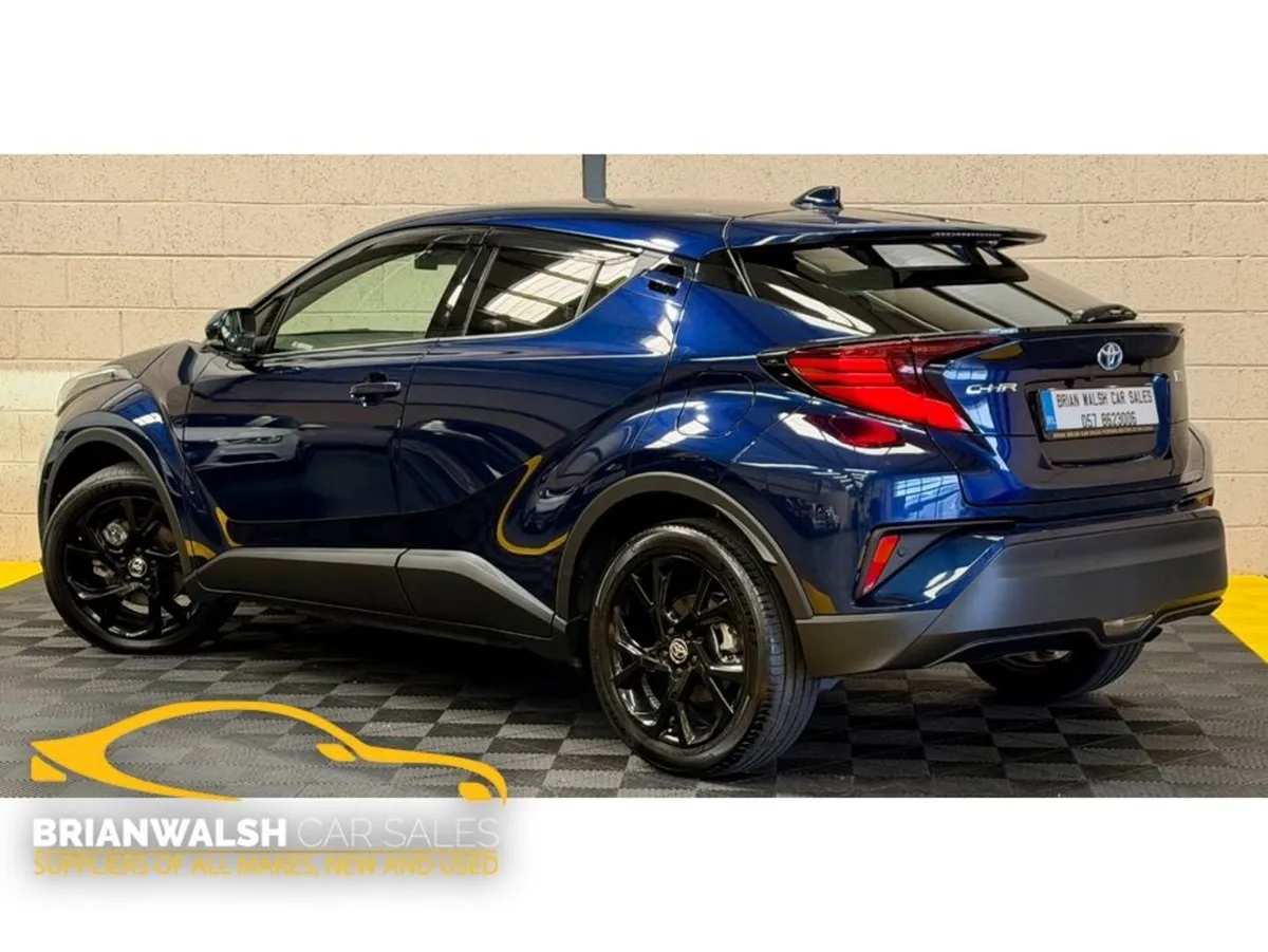 Toyota C-HR 202 G ModoNero SafetyPlus - Image 4