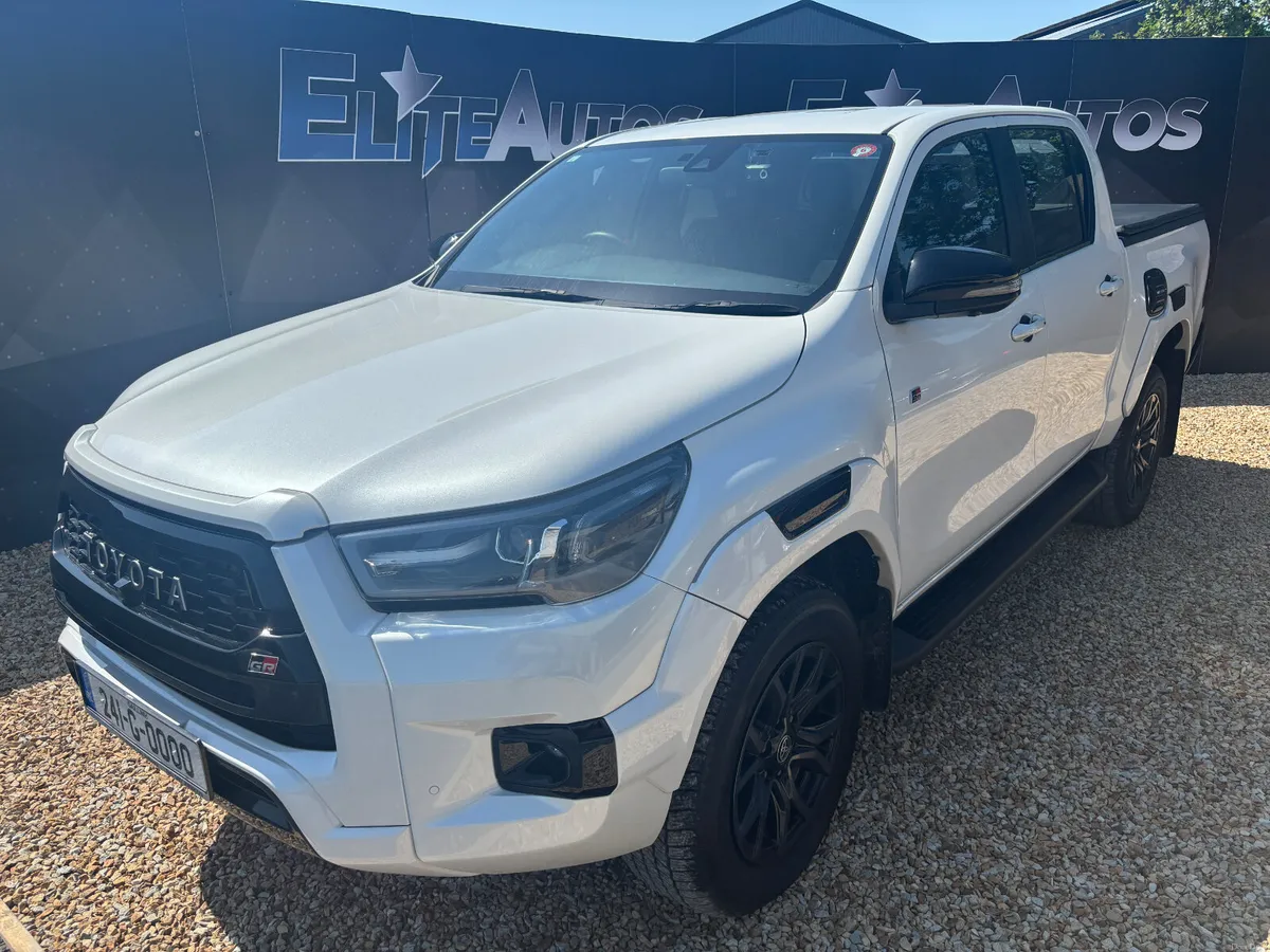Toyota Hilux GR Sport Automatic 2024 - Image 2