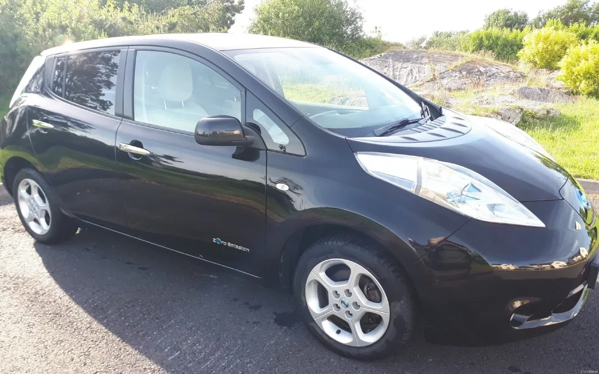 Electric Nissan Leaf 2013 - Image 1