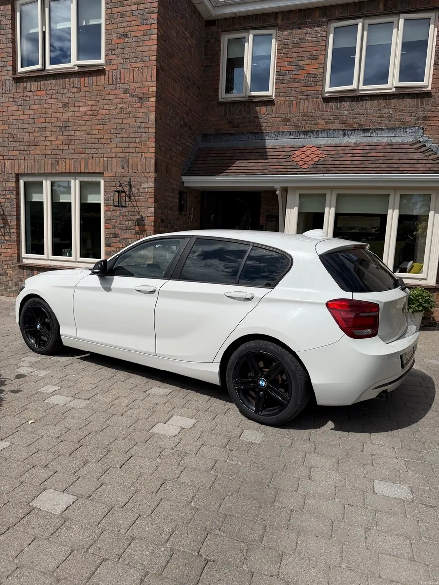 2012 BMW 1 Series - Image 1