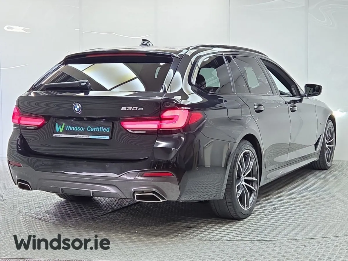 BMW 5-Series 530e MSport Touring 292BHP *Sun Roof* - Image 3