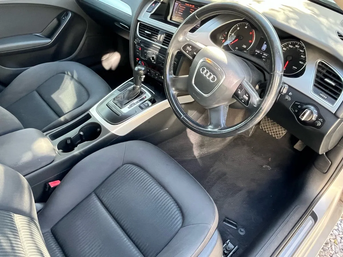 Audi A4 Avant - Image 2
