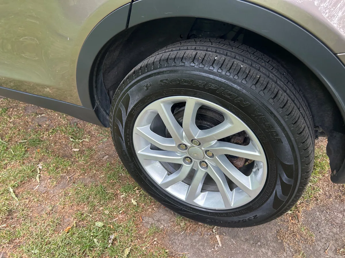 Land Rover Discovery Sport 2017 Nct  6/27 going to - Image 4