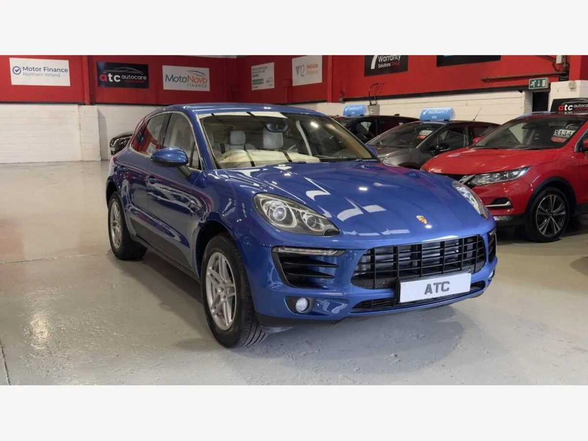 2015 Porsche Macan TD V6 S - Image 1