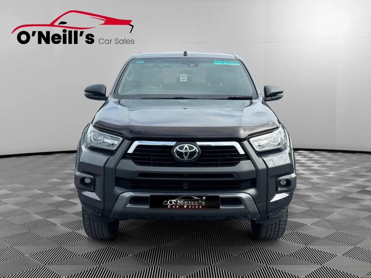 Toyota Hilux 2021 *NO VAT* 2.8 INVINC X AUTO #383 - Image 4