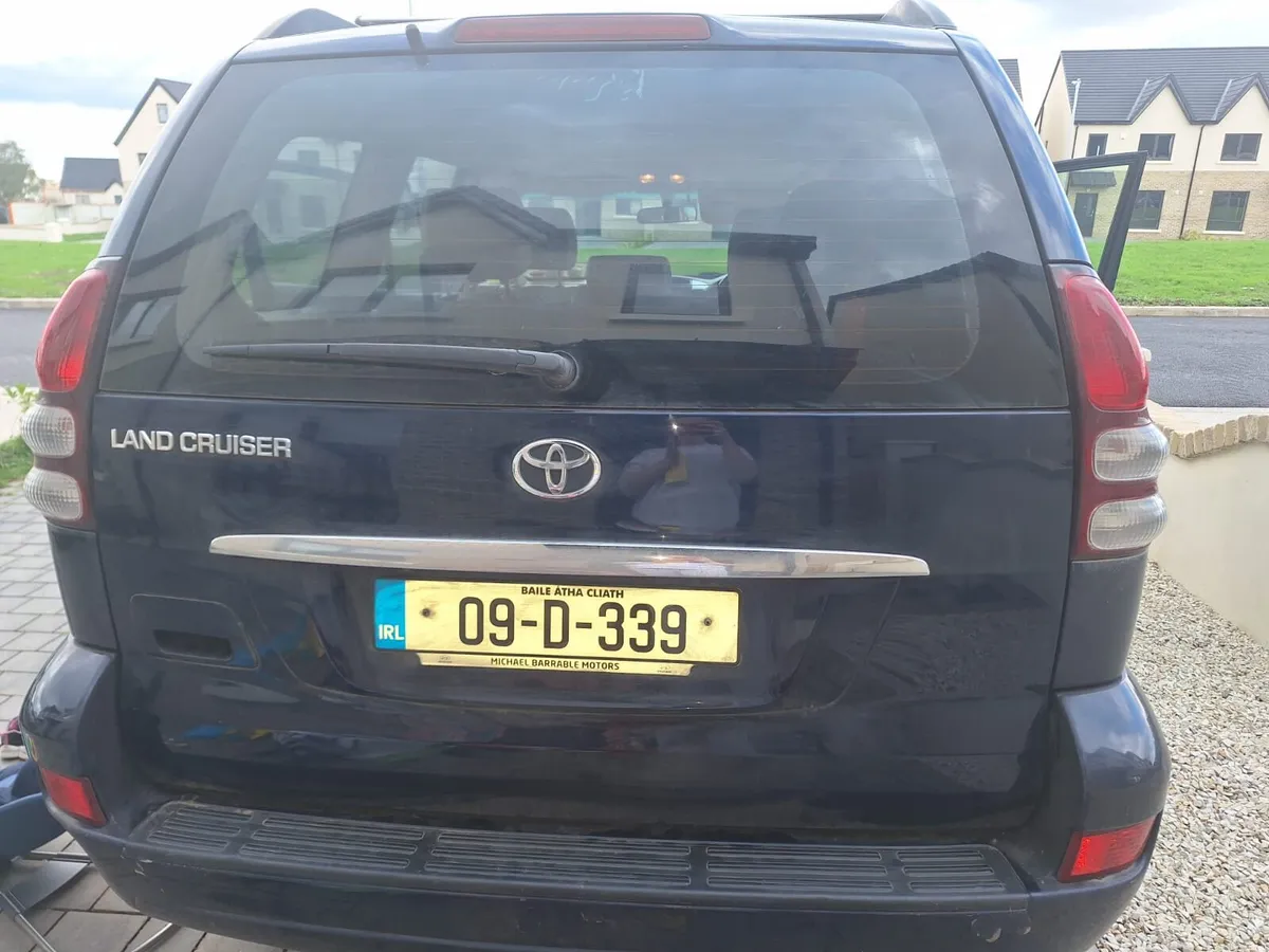 Toyota Landcruiser - Image 4