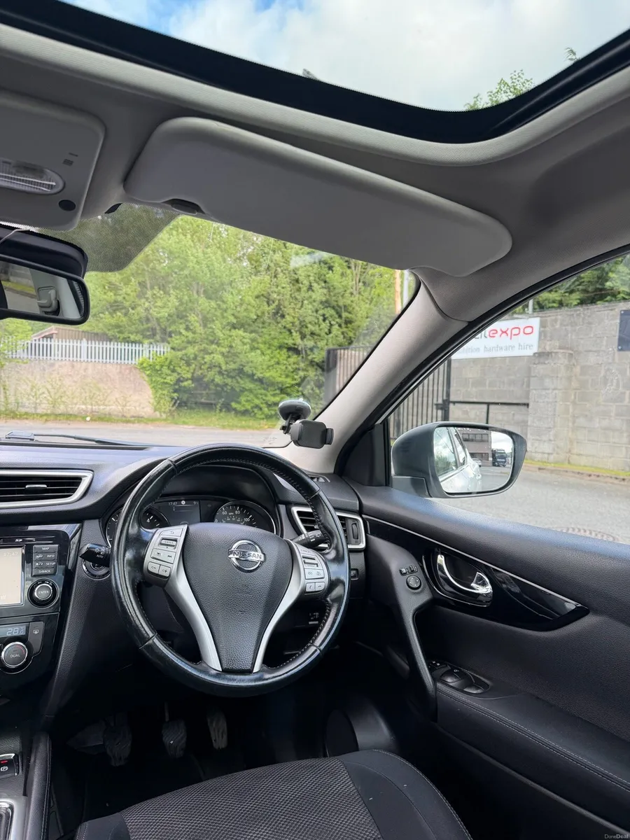 Nissan qashqai 2014 High spec manwal new nct - Image 3