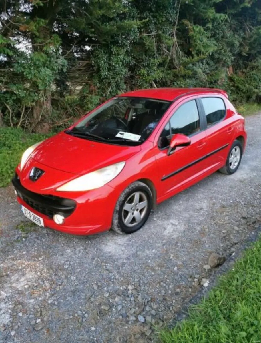 Peugeot 207 - Image 2