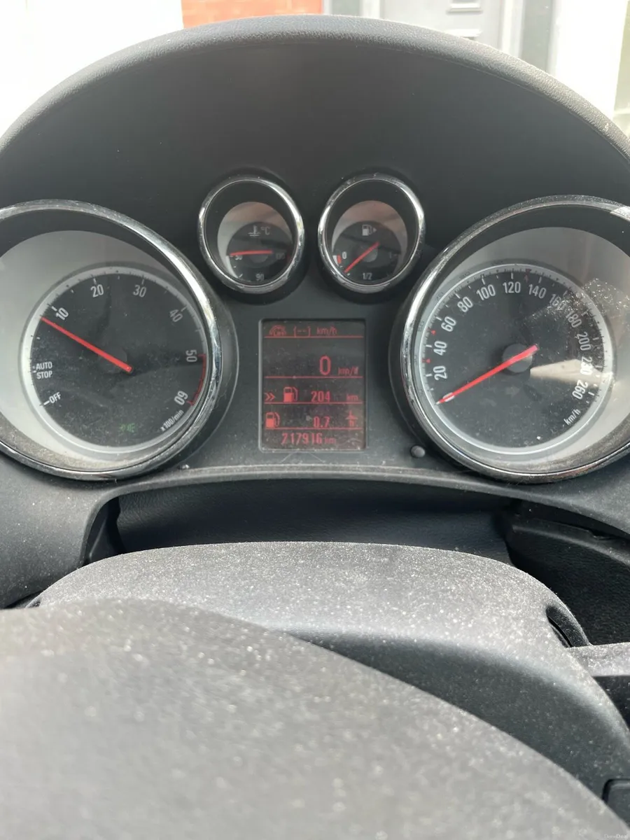 Opel Astra - Image 4