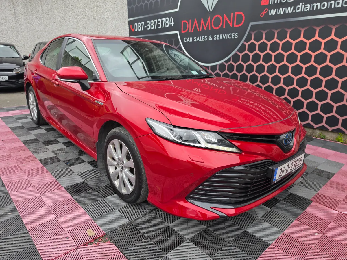 2021 TOYOTA CAMRY low kms 89K - Image 1