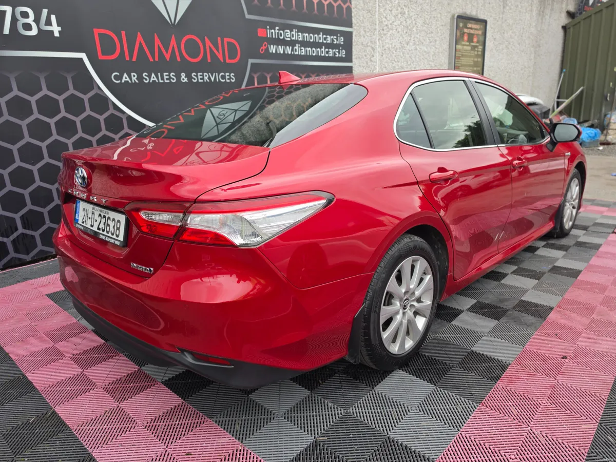 2021 TOYOTA CAMRY low kms 89K - Image 5