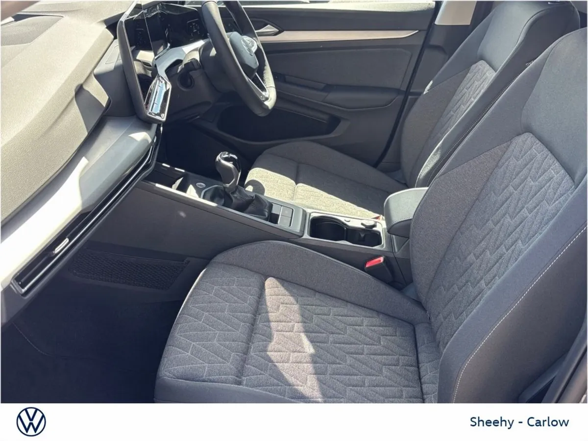 Volkswagen Golf 1.5TSI Edition 75 5DR - Image 4