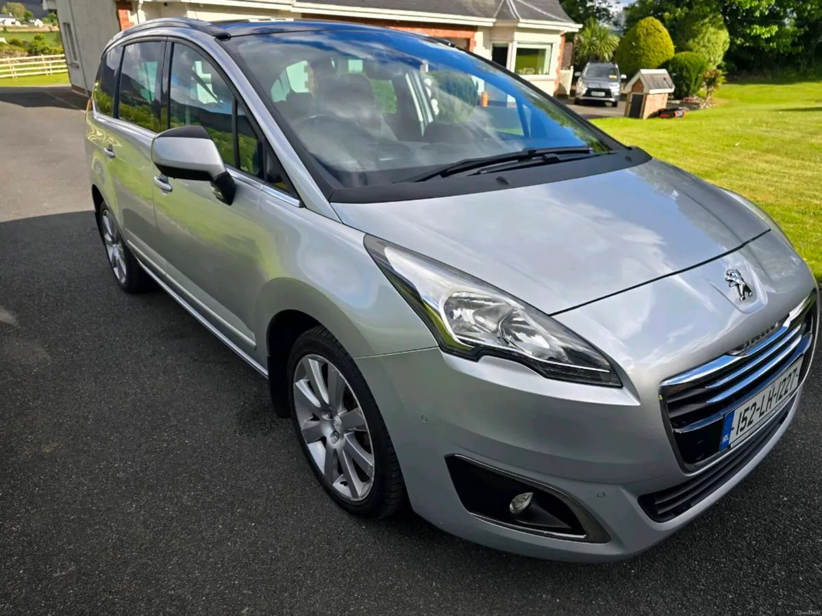 Peugeot 5008 7 seats - Image 3