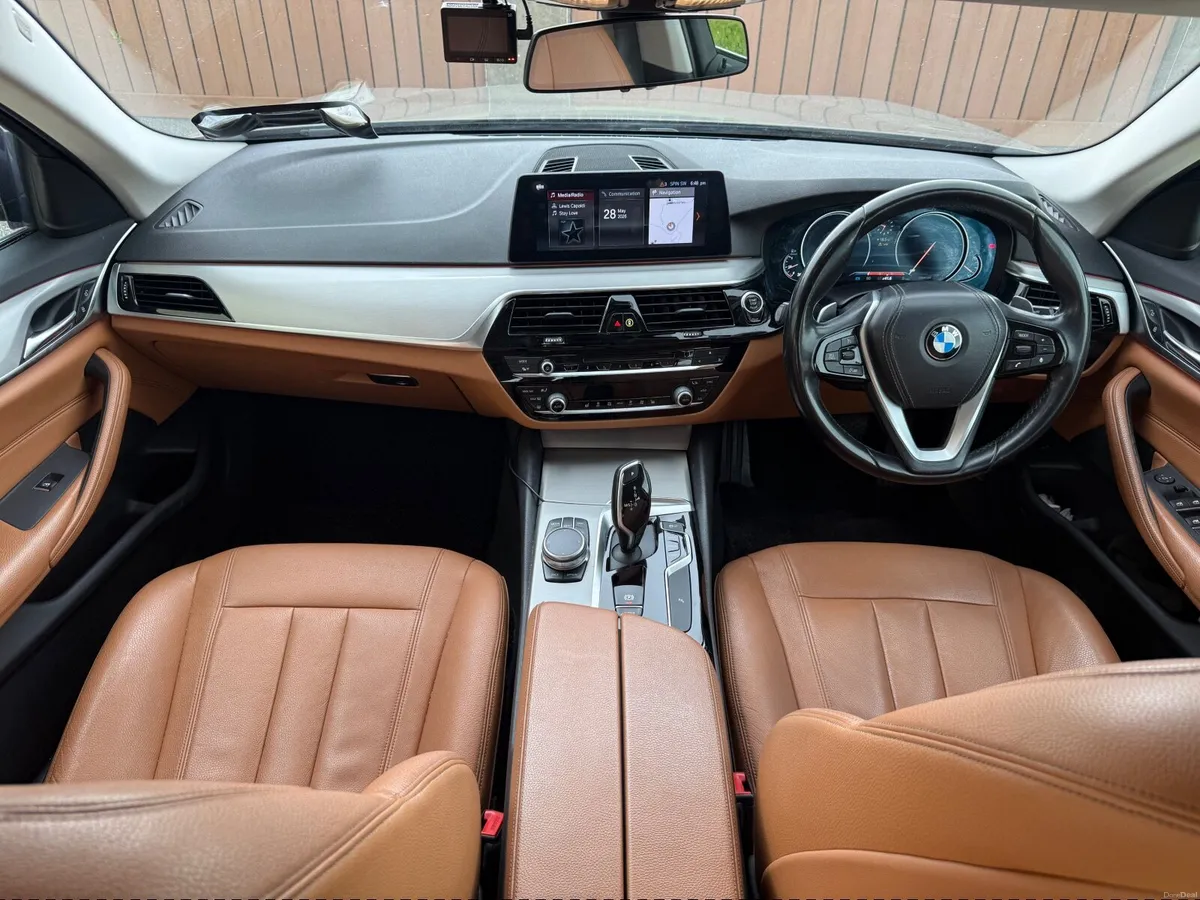 BMW 5-Series 2017 - Image 4