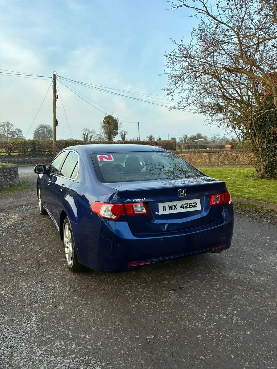 Honda Accord 2011 - Image 6