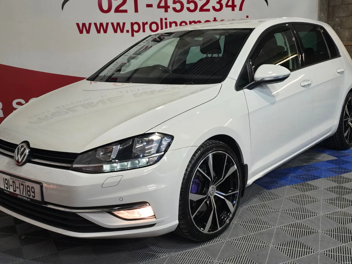 191 VW GOLF HIGHLINE 1.6 TDI MANUAL - Image 2
