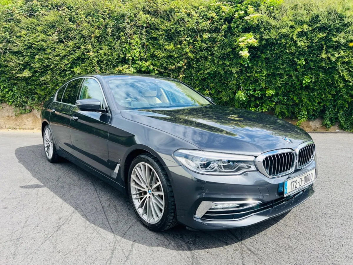 BMW 5-Series 530E LUXURY  HI - SPEC - Image 1