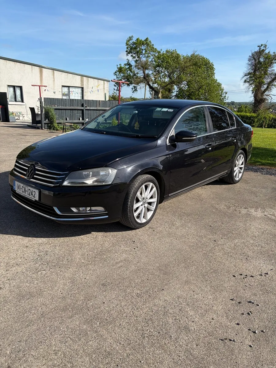 Volkswagen Passat - Image 3