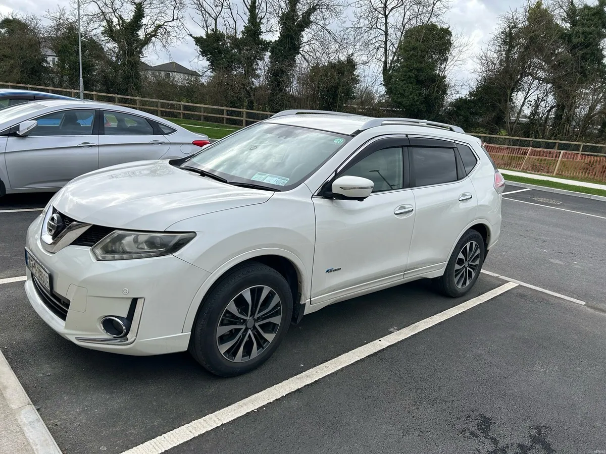Nissan X-trail 2016 (5 seater Automatic) - Image 3