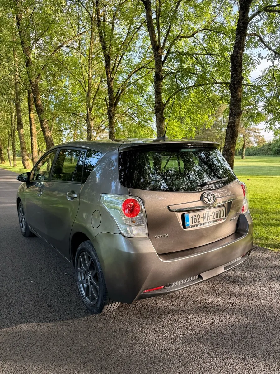 2016 Toyota Verso 7 Seater Panoramic Roof - Image 4