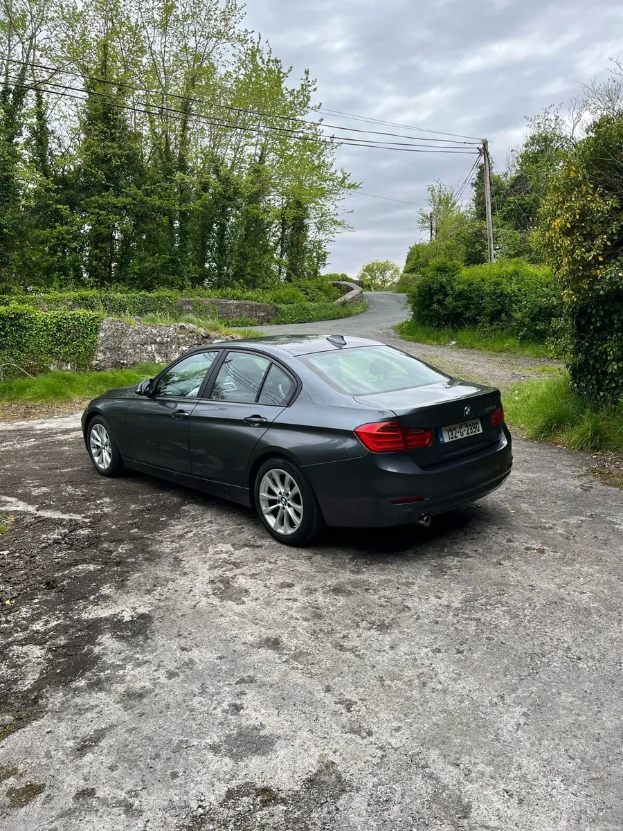 BMW 320d Automatic - Image 3
