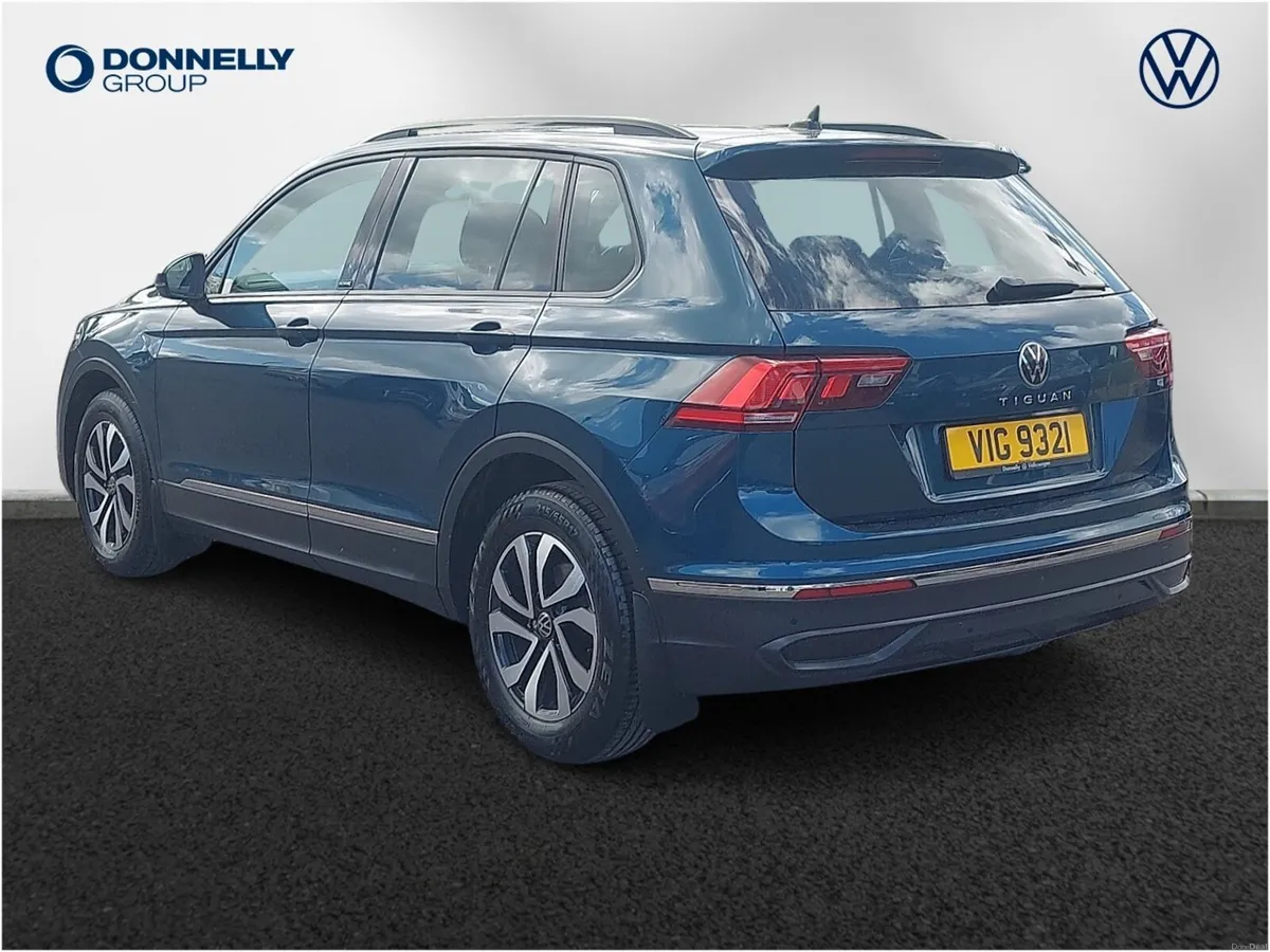 Volkswagen Tiguan Estate Special Edition Active - Image 3