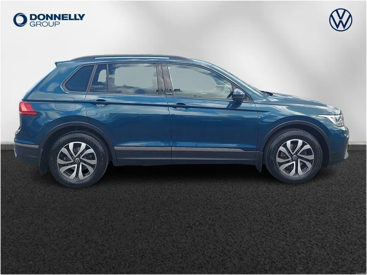Volkswagen Tiguan Estate Special Edition Active - Image 4