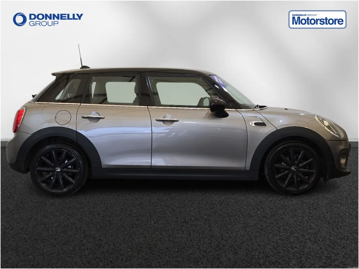 MINI HATCHBACK Cooper Classic - Image 3