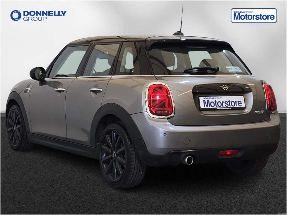 MINI HATCHBACK Cooper Classic - Image 2