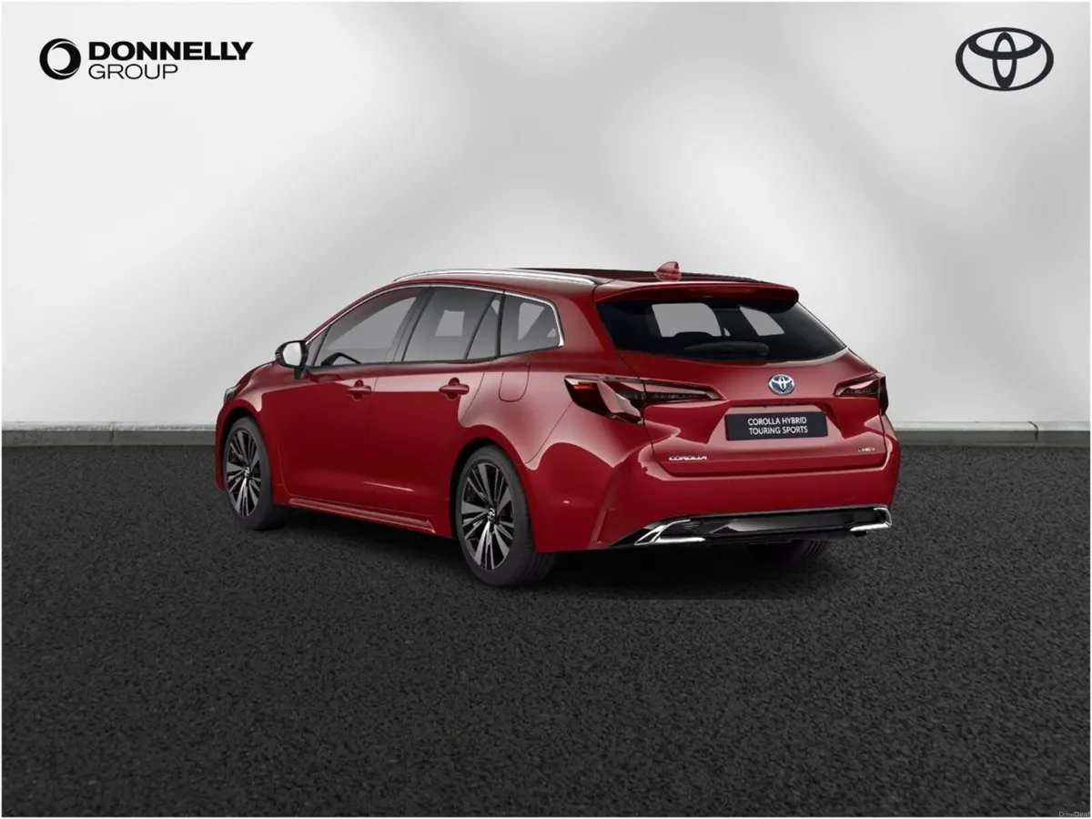 Toyota Corolla Touring Sport Design - Image 2