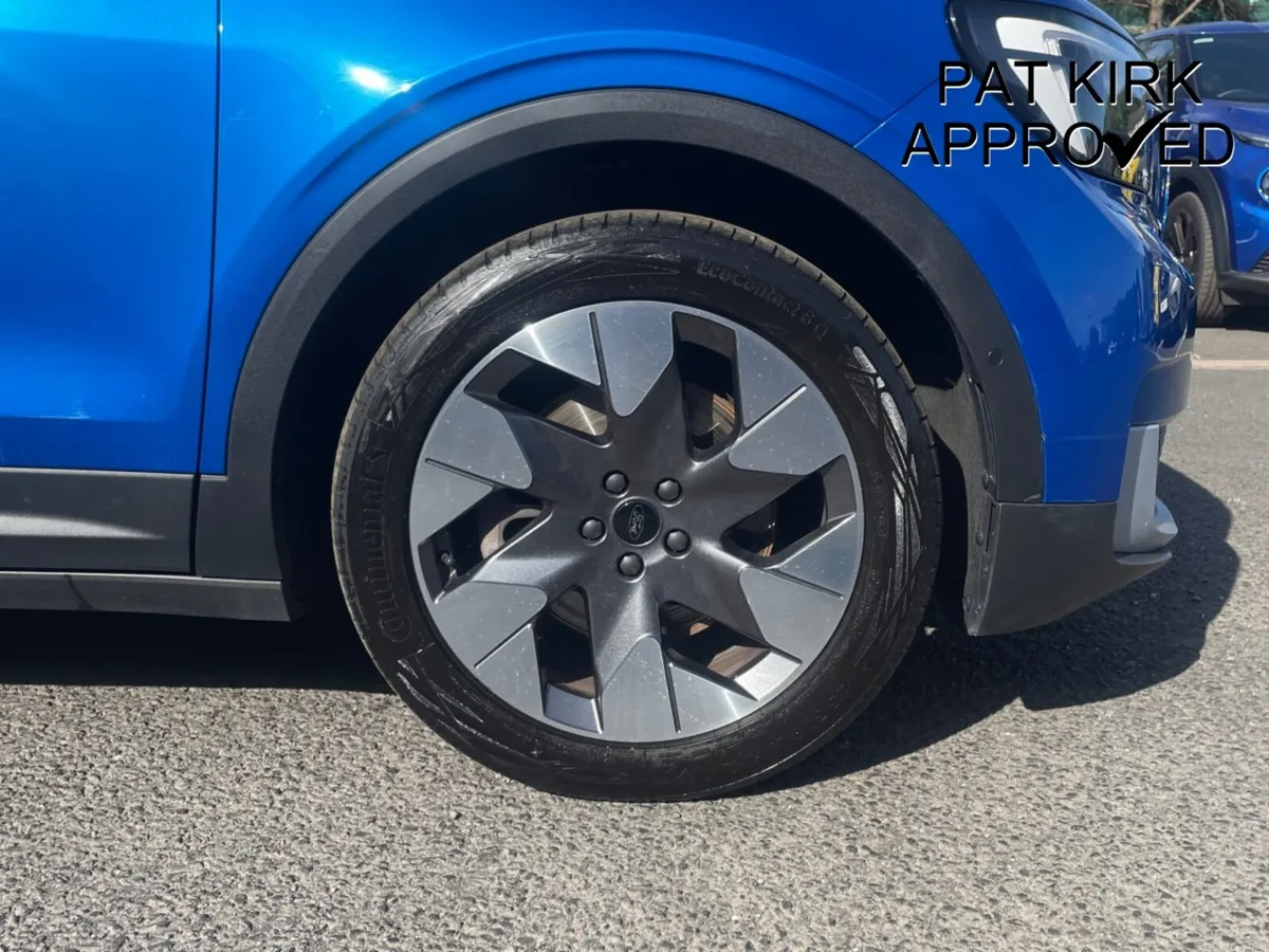 Ford Explorer Electric Estate Premium - Image 5