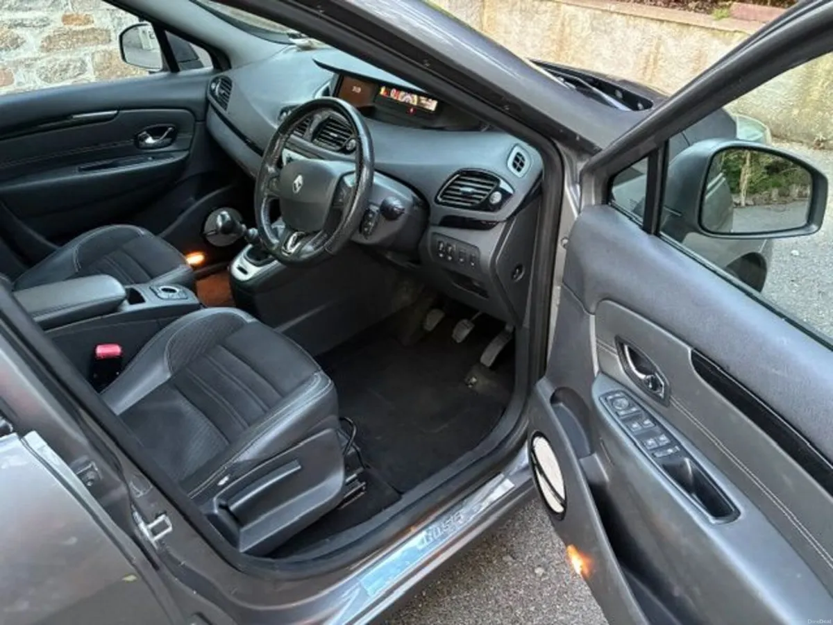 2016 Renault Grand Scenic Bose 1.5 DCI 110 - Image 4