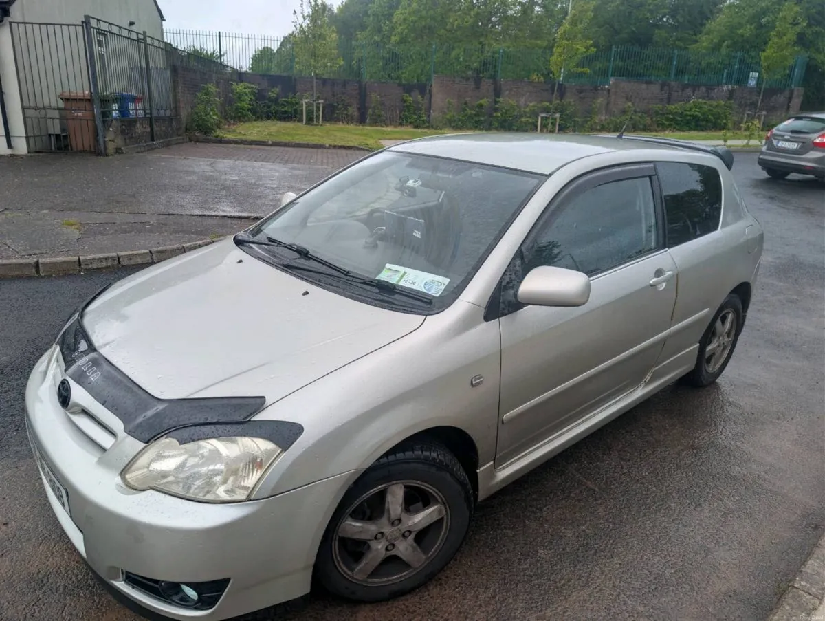 Toyota corolla e120 1.4 dvd - Image 1