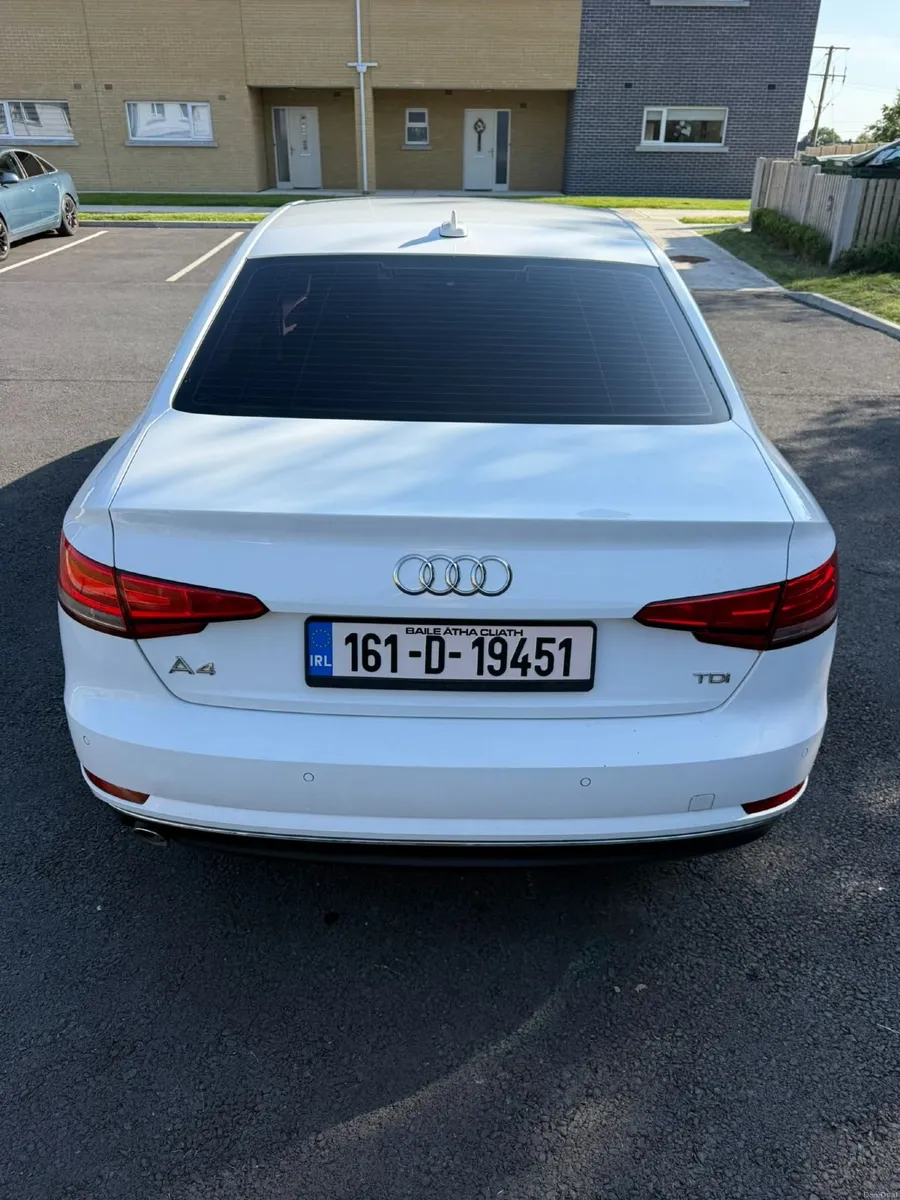 Audi A4 2.0 TDI SE Ultra - Image 2