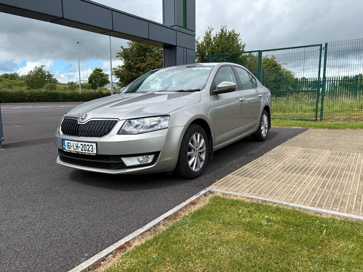 2016 Skoda Octavia 1.6 Diesel - Image 4