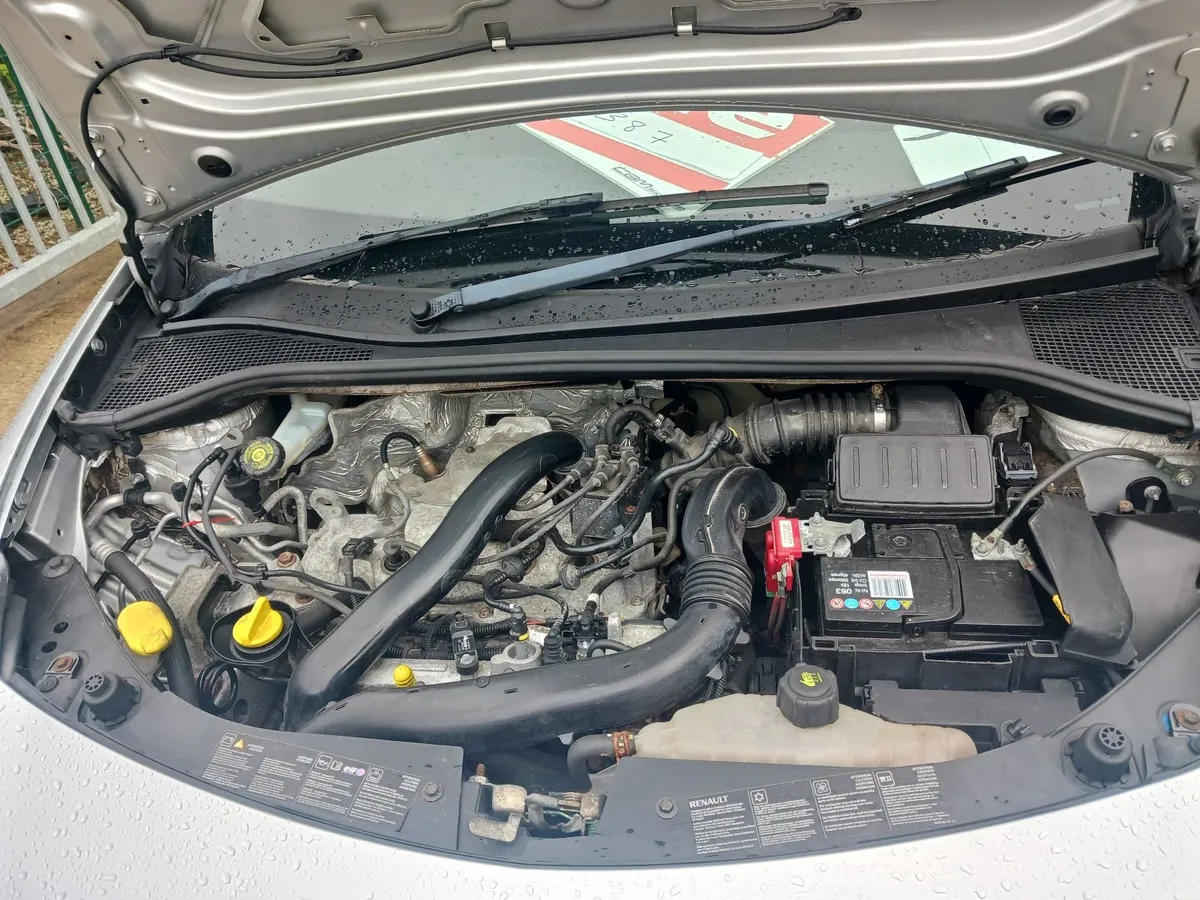 Renault Clio 2009 1.2 turbo - Image 2