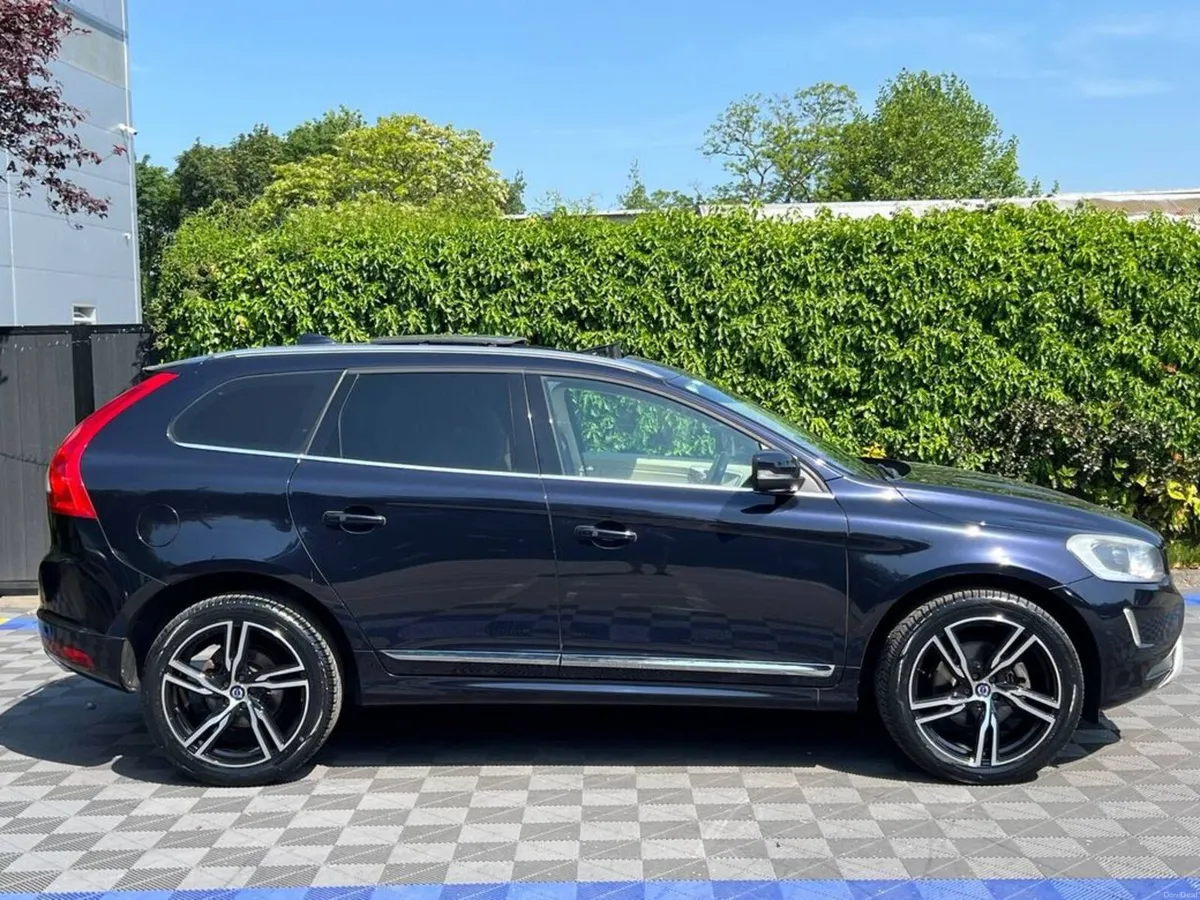 Volvo XC60 D4 CLASSIC 2.0 D // NEW 20" DIAMOND CUT - Image 3